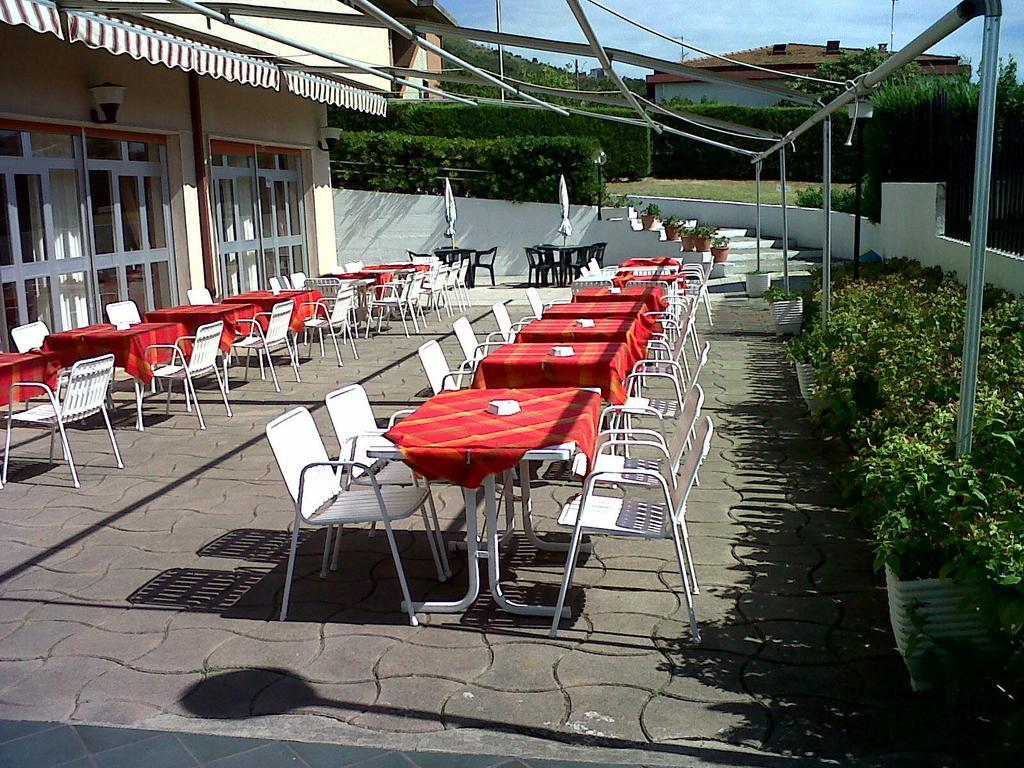 Hotel Svizzero Sangineto Exteriör bild